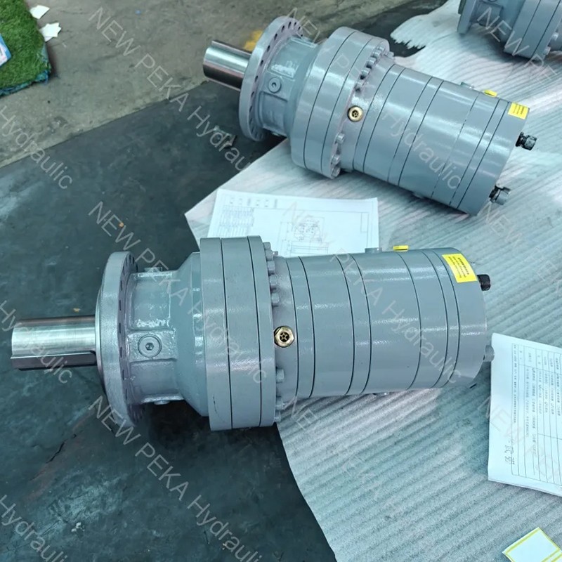 305 / RE510 / EM1045 / ED2045 / ET3045/RR510 / RR710 planetary gearbox